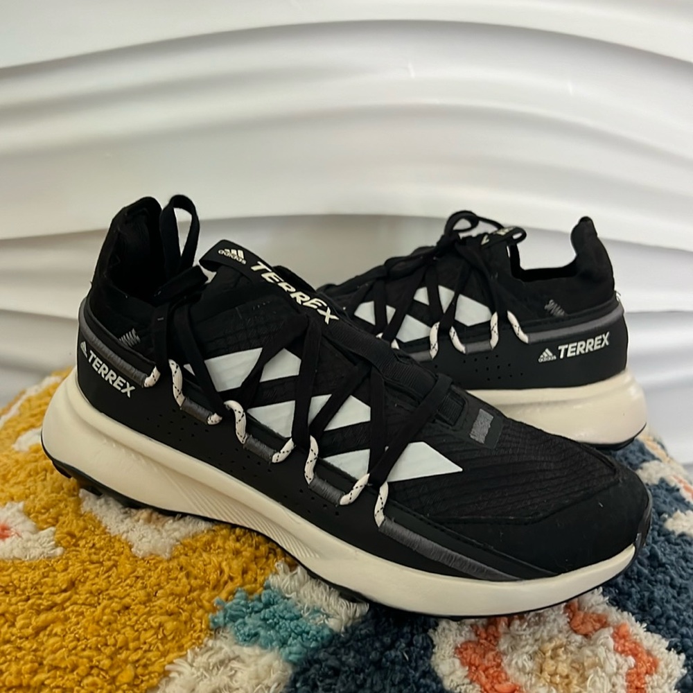 Adidas Terrex Voyager 21 black hiking shoes ~ 6.5 size